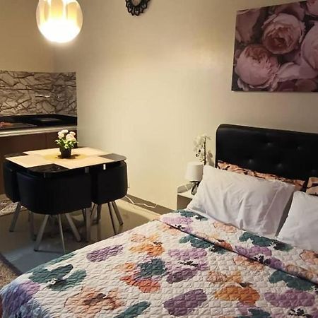 Katliza Condotel Kassel Residences Paranaque City Екстериор снимка